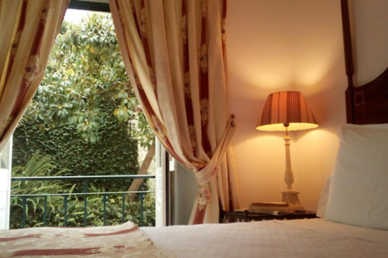 Uma noite em suite standard com pequeno-almoço para 2 em Casa do Arco em Sintra (Lisboa)