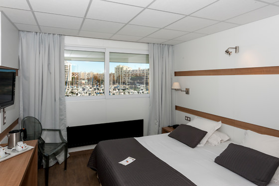 Hotel The Originals Montpellier Sud Neptune - photo 1