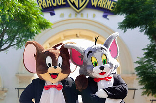 Parque Warner - 2 bilhetes + 1 noite