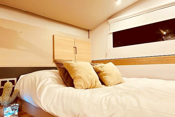 DIFFERENT CHARTER - photo 2