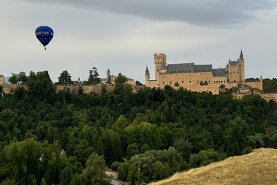 Voo de Balão de ar quente com piquenique | Explore os céus de Bragança com a Voyager Balloons