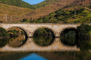 Cruzeiro das 6 pontes para 1 | Manos do Douro - Vila Nova de Gaia