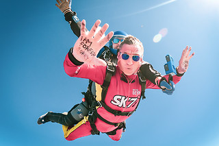 Salto Tandem ou Salto de Paraquedas a 3000m no Algarve para 1 | Air Emotions - Portimão