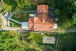 Essentia Guest House