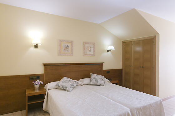 HOTEL O CASTRO - photo 2