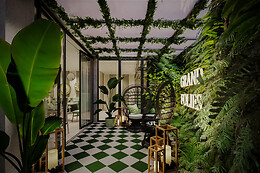 BELLE MARIVENT MEDITERRANEAN PETIT HOTEL