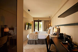BELLE MARIVENT MEDITERRANEAN PETIT HOTEL