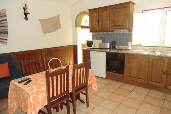 1 noite em apartamento T1 com pequeno-almoço para família | Monte dos Avós, Loulé (Faro)