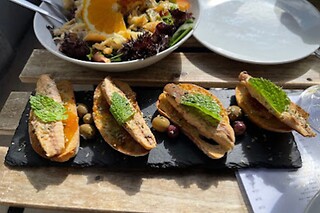 Seleção Gourmet com Prova de Vinho para 2 | Botica Saloia (Sintra)