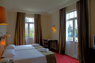 Uma noite em quarto duplo com pequeno-almoço para 2 em Hotel Termas da Curia*** em Curia (Aveiro)