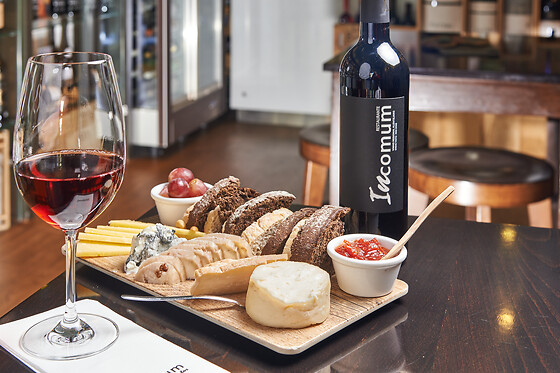 Cheque Gourmet: Petiscos e Vinho a Dois | Incomum Wine Gallery - Sintra