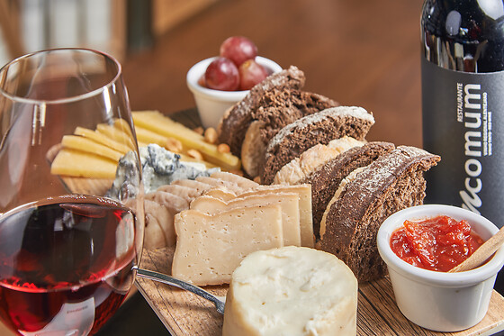 Cheque Gourmet: Petiscos e Vinho a Dois | Incomum Wine Gallery - Sintra