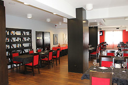 PAREDES HOTEL APARTAMENTOS 3*