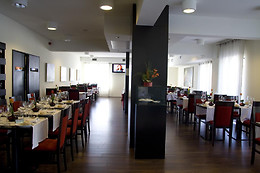 PAREDES HOTEL APARTAMENTOS 3*