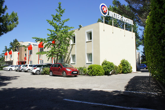 Hotel The Originals Nîmes Costières - photo 0
