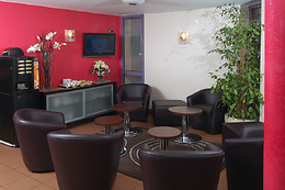 Hotel The Originals Nîmes Costières