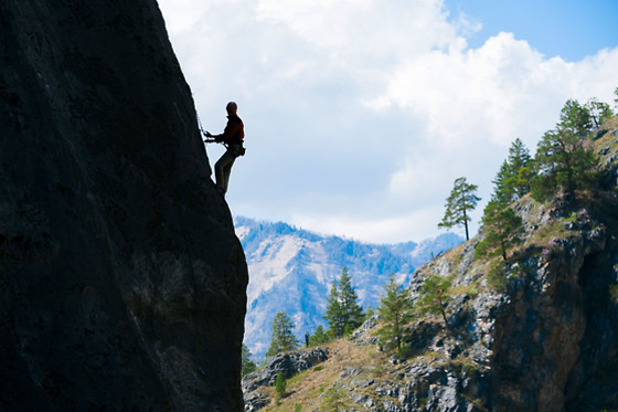 Escalada e rappel para 2 em Montes de Laboreiro em Castro Laboreiro (Viana do Castelo)