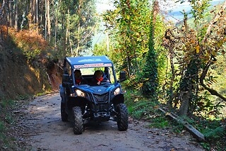 Passeio de Buggy CAN-AM Maverick para 2 com a NaTour Way em Arouca, Aveiro