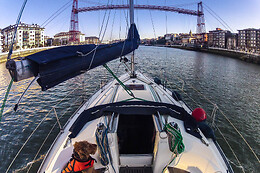 SAILING AND WINE
