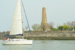 SAILING AND WINE