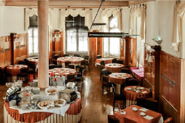 HOTEL ASTÓRIA***