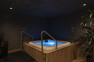 Massagem de relaxamento | Para 1 pessoa - 50 min | SPA Crowne Plaza Porto 5*