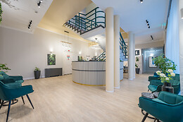 Baross City Hotel