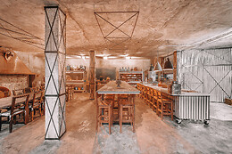 ECO HOTEL CUEVA DEL GATO