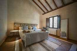 ECO HOTEL CUEVA DEL GATO